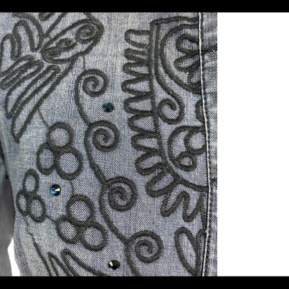 Laura Blue Denim embroidered Jacket Size 8 - Picture 7 of 16